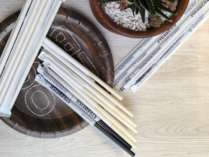 Popote premium estuchado en papel y personalizado